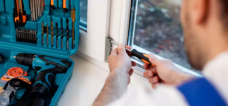 Sliding Glass Door Track Repair in Trois-Rivieres, QC